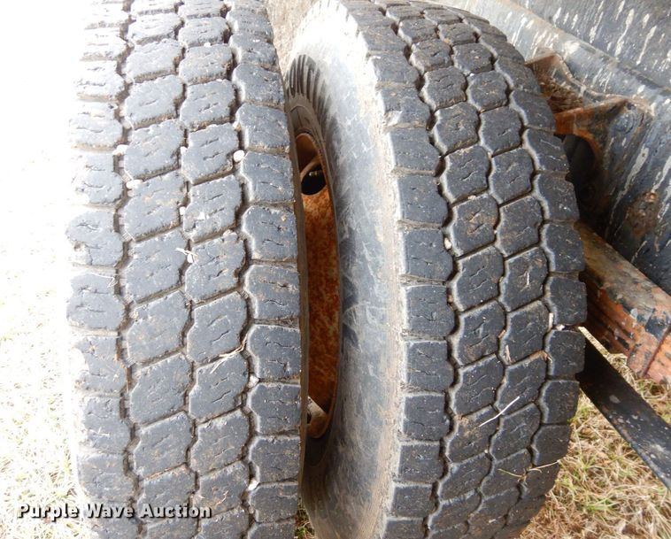 image for item JK9173 2013 International DuraStar 4300  dump truck