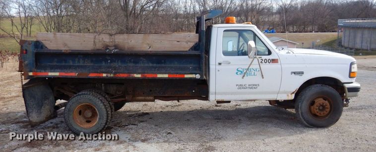 image for item JK9175 1997 Ford F450 Super Duty  dump truck
