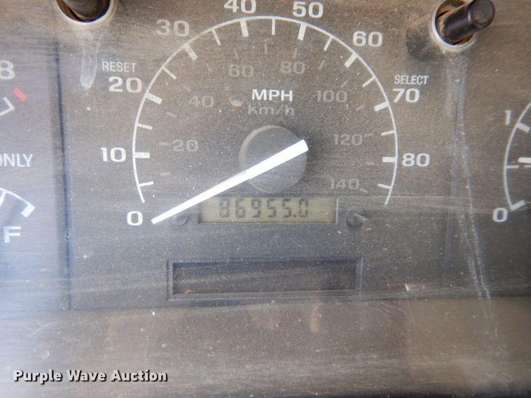 image for item JK9175 1997 Ford F450 Super Duty  dump truck