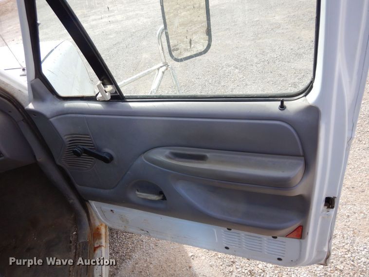 image for item JK9175 1997 Ford F450 Super Duty  dump truck