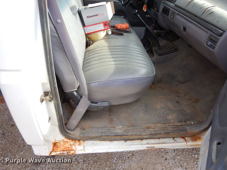 image for item JK9175 1997 Ford F450 Super Duty  dump truck