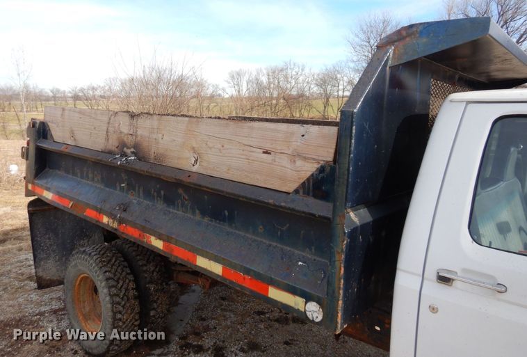 image for item JK9175 1997 Ford F450 Super Duty  dump truck