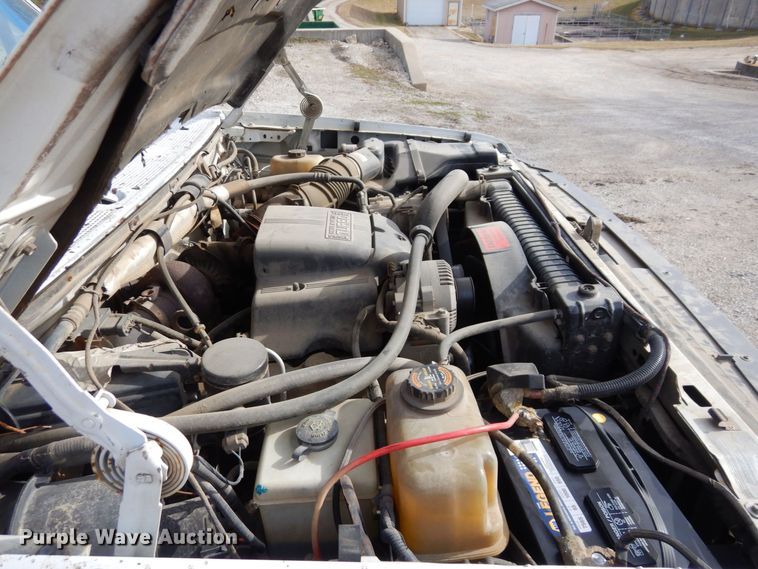 image for item JK9175 1997 Ford F450 Super Duty  dump truck