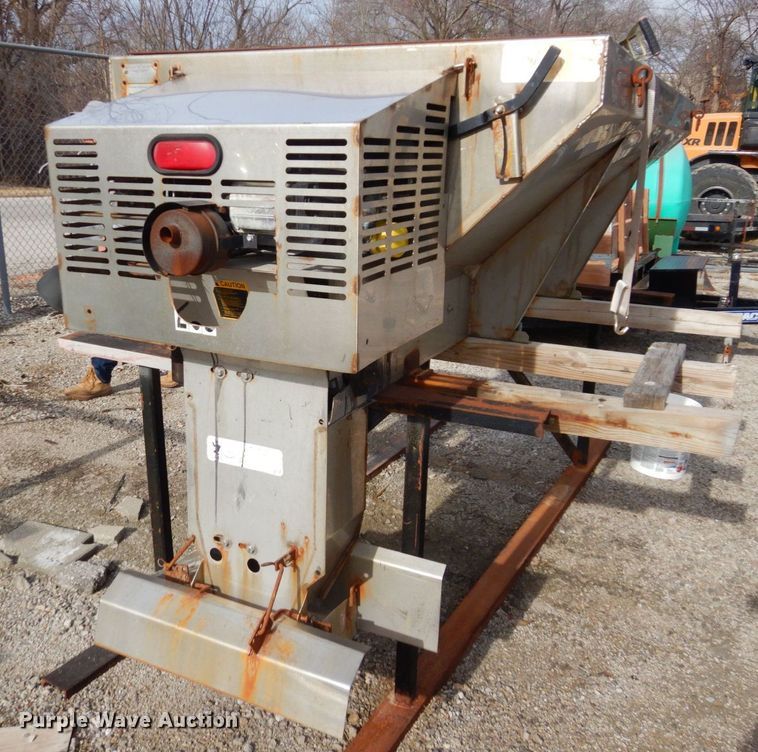 image for item JK9175 1997 Ford F450 Super Duty  dump truck