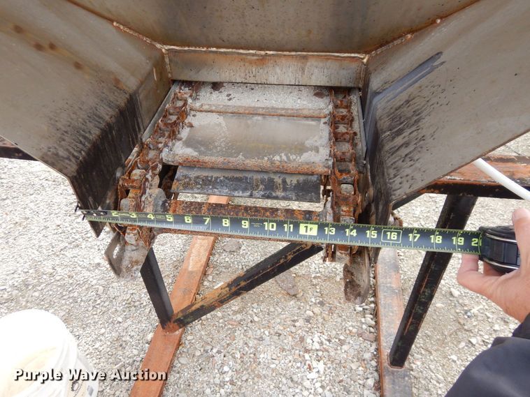 image for item JK9175 1997 Ford F450 Super Duty  dump truck