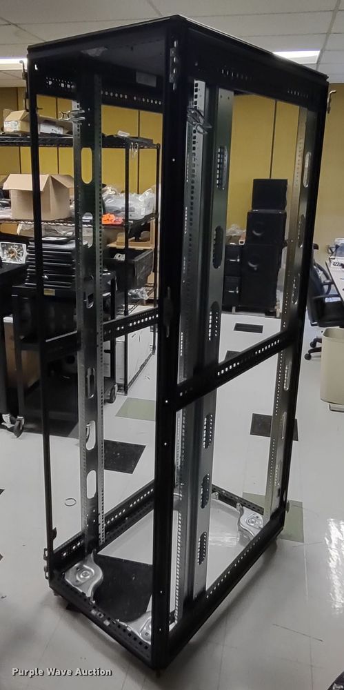 image for item JK9194 42 U server rack