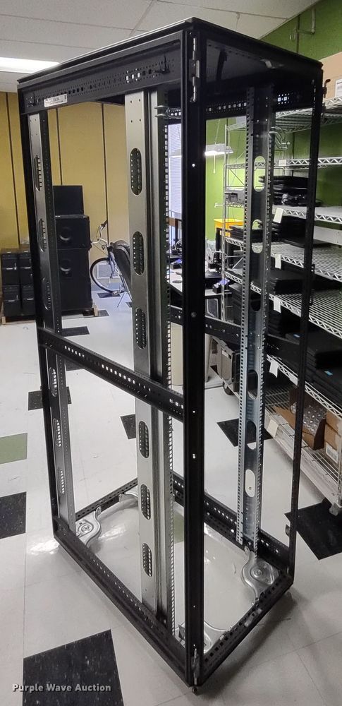 image for item JK9194 42 U server rack