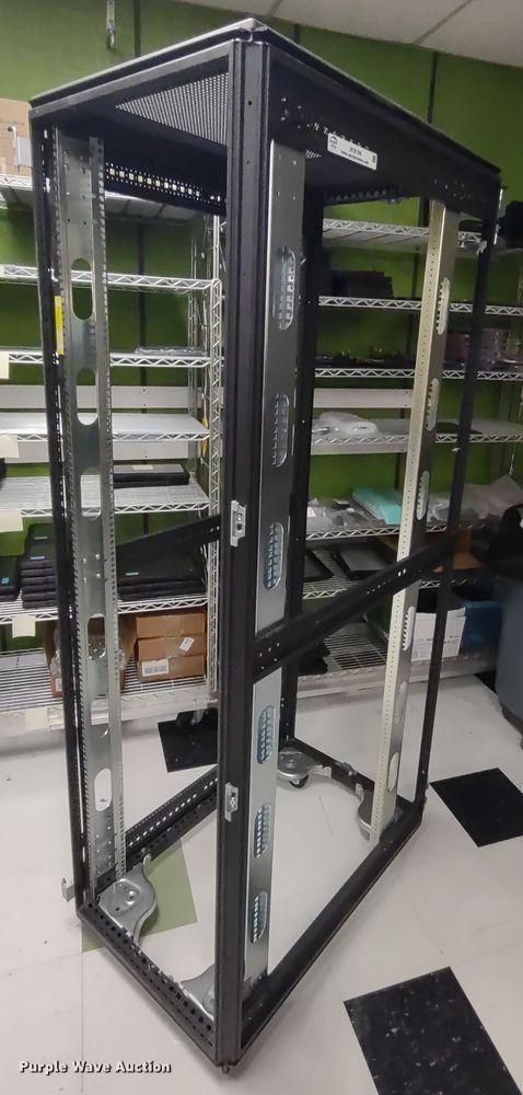 image for item JK9194 42 U server rack