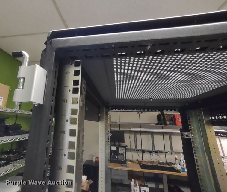 image for item JK9194 42 U server rack