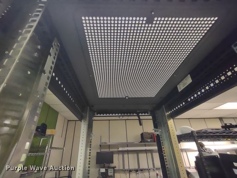 image for item JK9194 42 U server rack