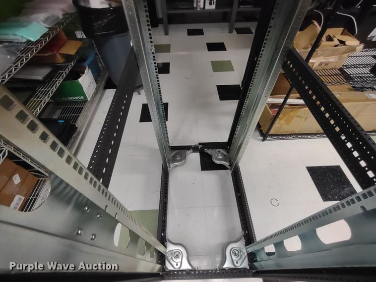 image for item JK9194 42 U server rack