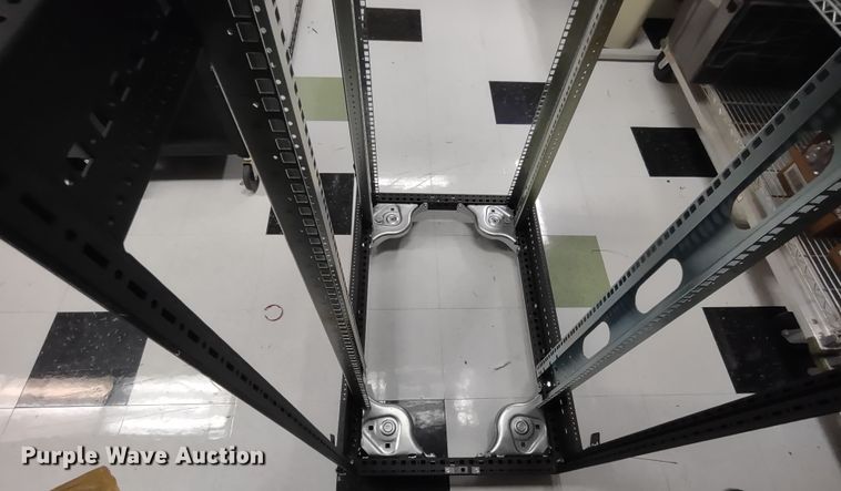 image for item JK9194 42 U server rack