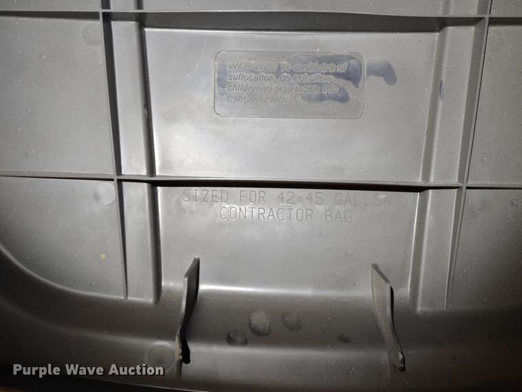 image for item JK9197 Approximately 28 Rubbermaid trash can lids