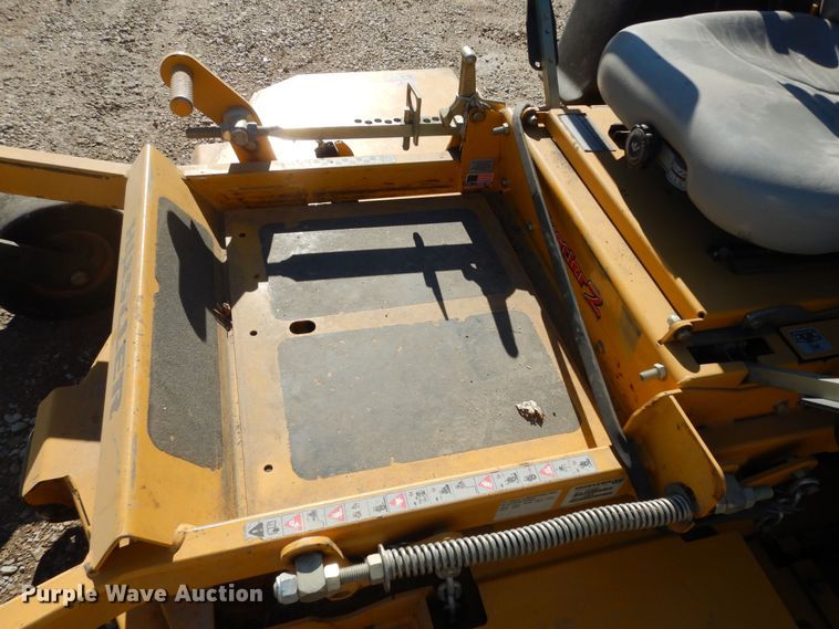 image for item JQ9863 Hustler 931162US  ZTR lawn mower