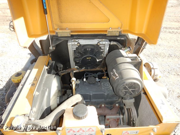 image for item JQ9863 Hustler 931162US  ZTR lawn mower