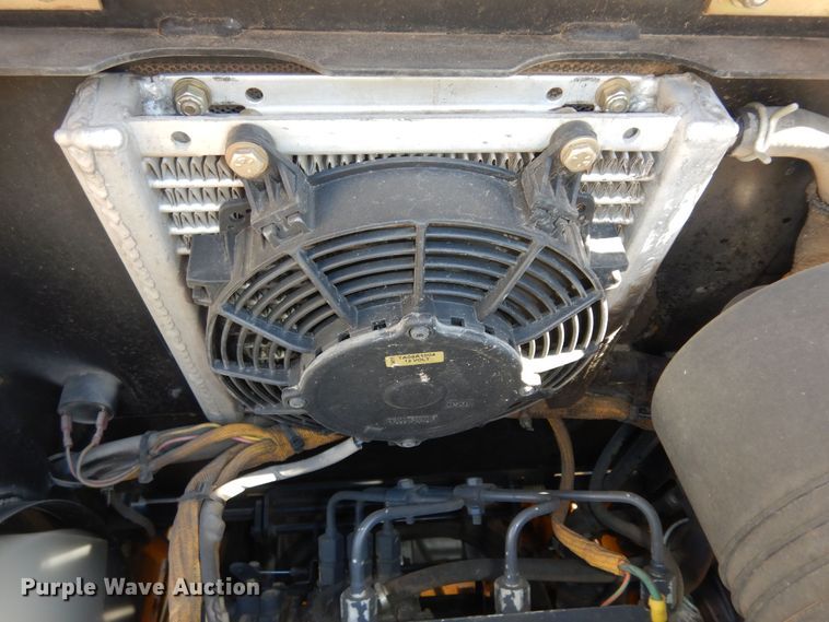 image for item JQ9863 Hustler 931162US  ZTR lawn mower