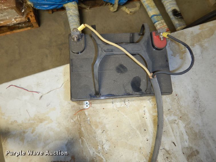 image for item JQ9894 Auxiliary fuel tank