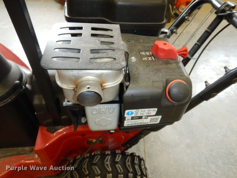 image for item JQ9899 2014 Toro Power Max 1150  snow blower