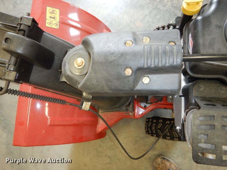 image for item JQ9899 2014 Toro Power Max 1150  snow blower