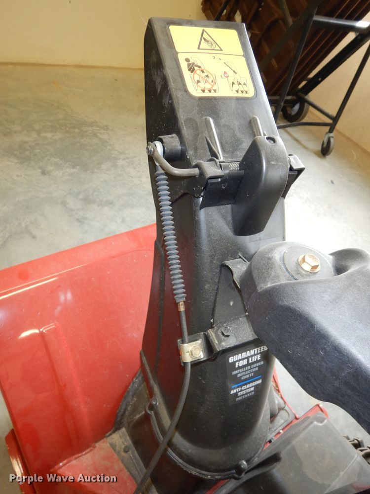 image for item JQ9899 2014 Toro Power Max 1150  snow blower