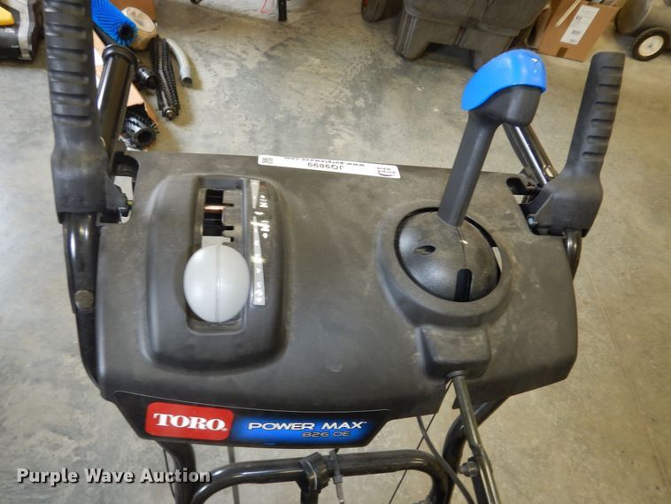 image for item JQ9899 2014 Toro Power Max 1150  snow blower