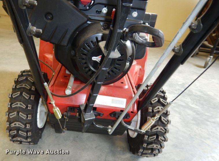 image for item JQ9899 2014 Toro Power Max 1150  snow blower