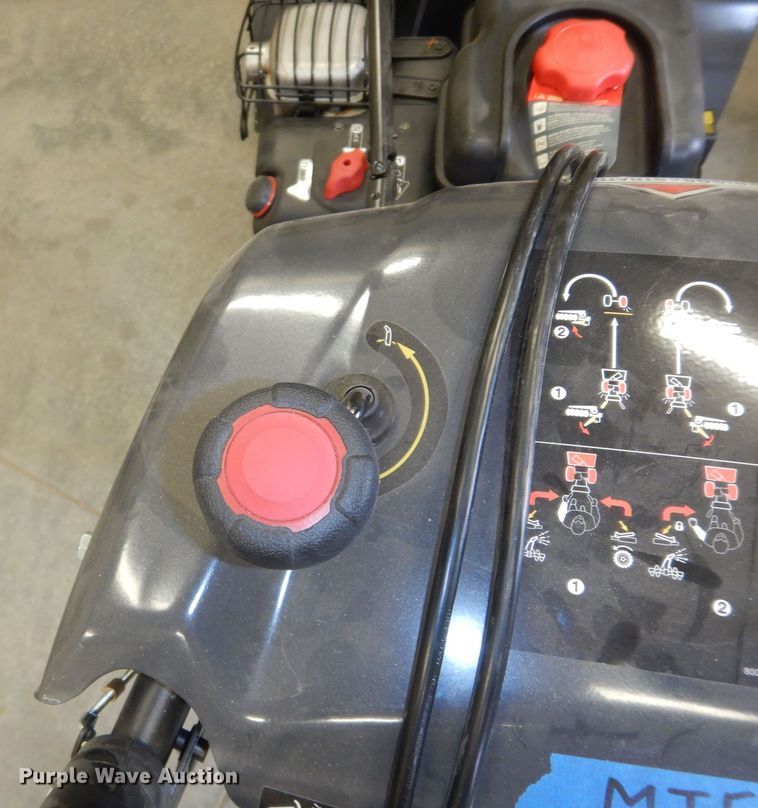 image for item JQ9900 Briggs & Stratton 1227MDS  snow blower