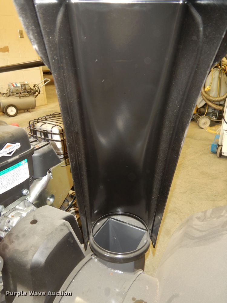 image for item JQ9900 Briggs & Stratton 1227MDS  snow blower