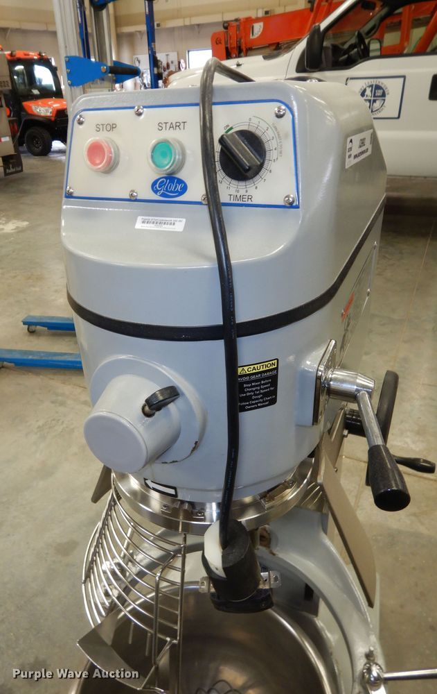 image for item JQ9902 Globe SP40P3  mixer