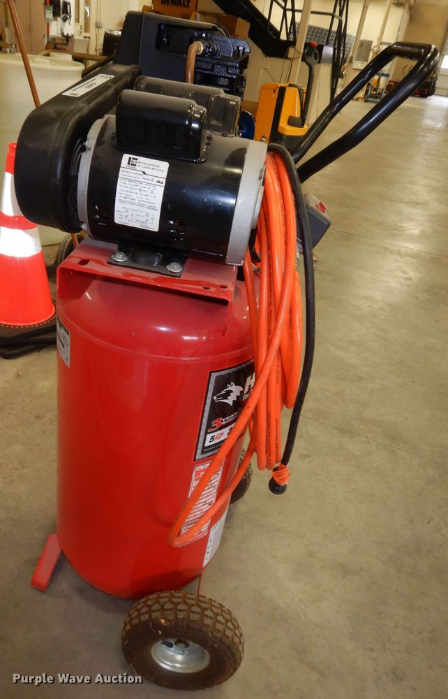 image for item JQ9905 Husky VT631502AJ  air compressor