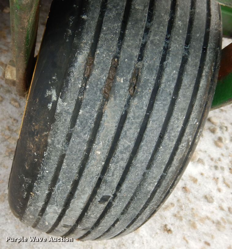 image for item JQ9930 John Deere Z930M  ZTR lawn mower