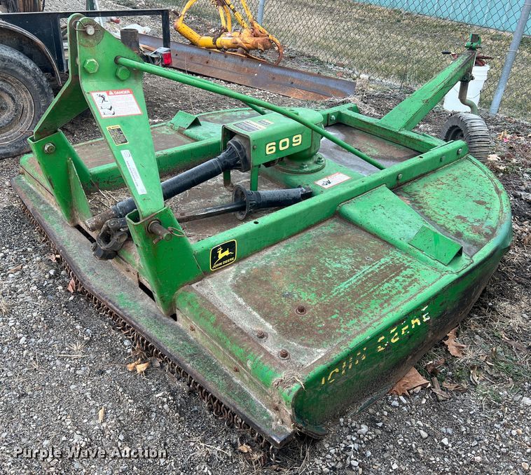 image for item JU9661 John Deere 609  rotary mower
