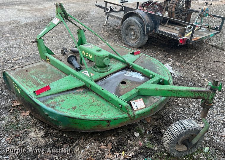 image for item JU9661 John Deere 609  rotary mower