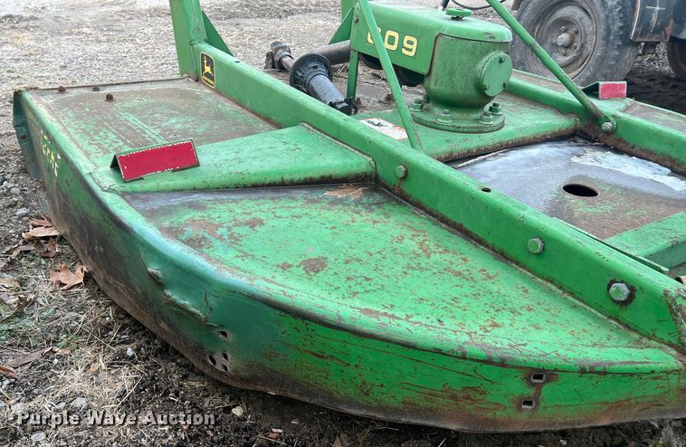 image for item JU9661 John Deere 609  rotary mower