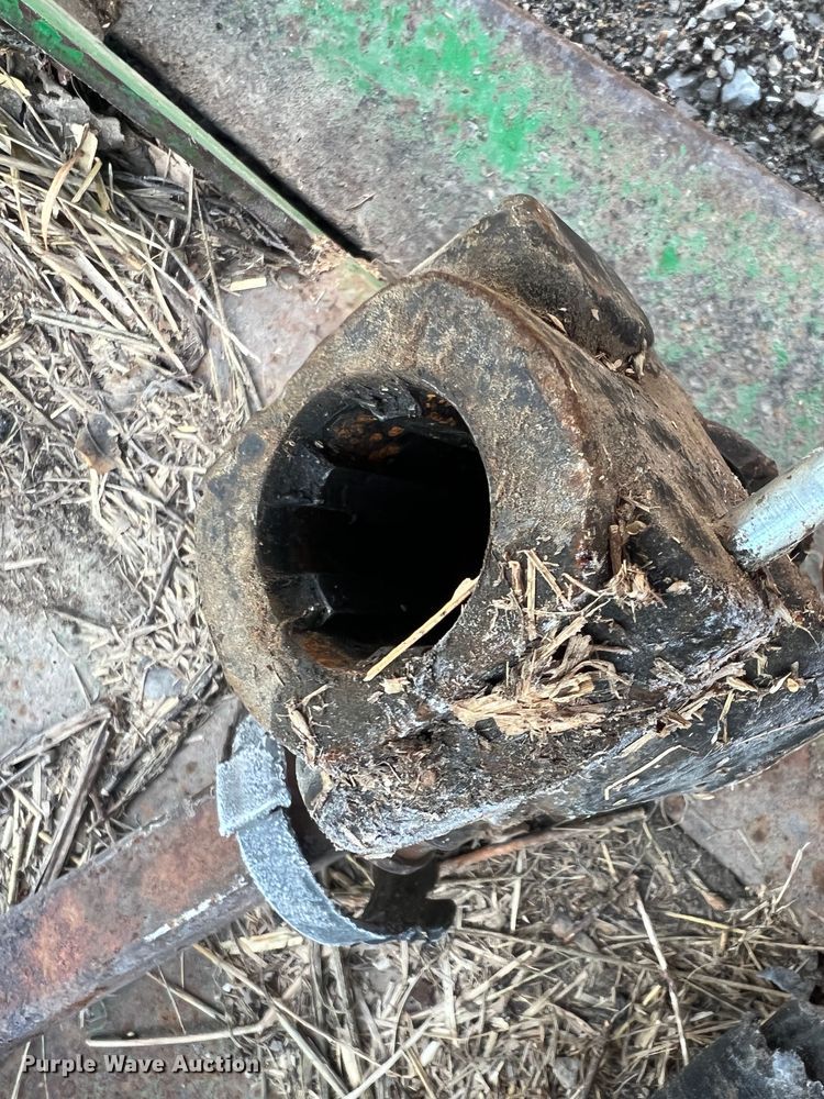 image for item JU9661 John Deere 609  rotary mower