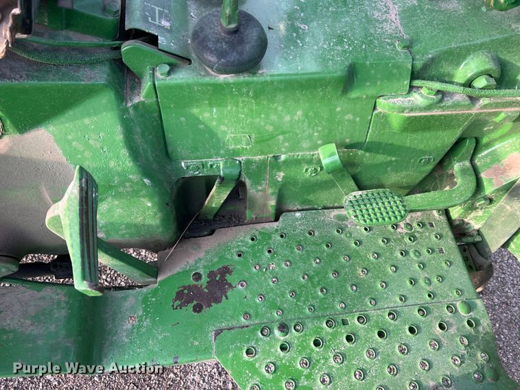image for item JU9662 1972 John Deere 1020  tractor
