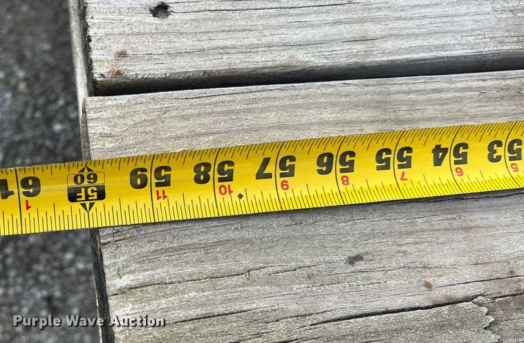 image for item JU9662 1972 John Deere 1020  tractor