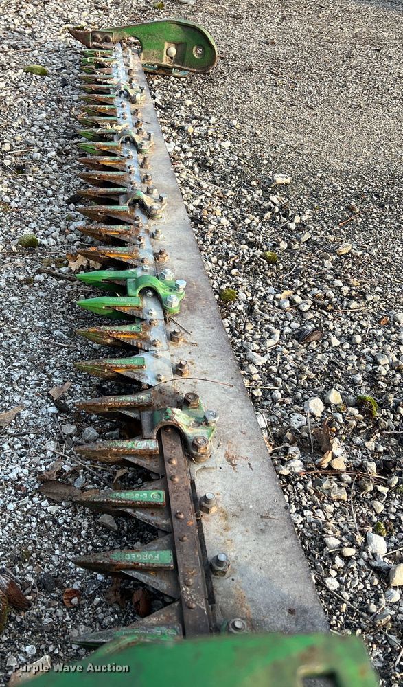 image for item JU9662 1972 John Deere 1020  tractor