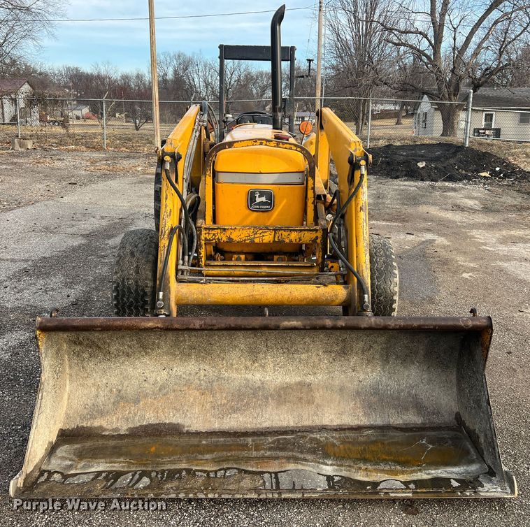 image for item JU9663 John Deere 2355  tractor