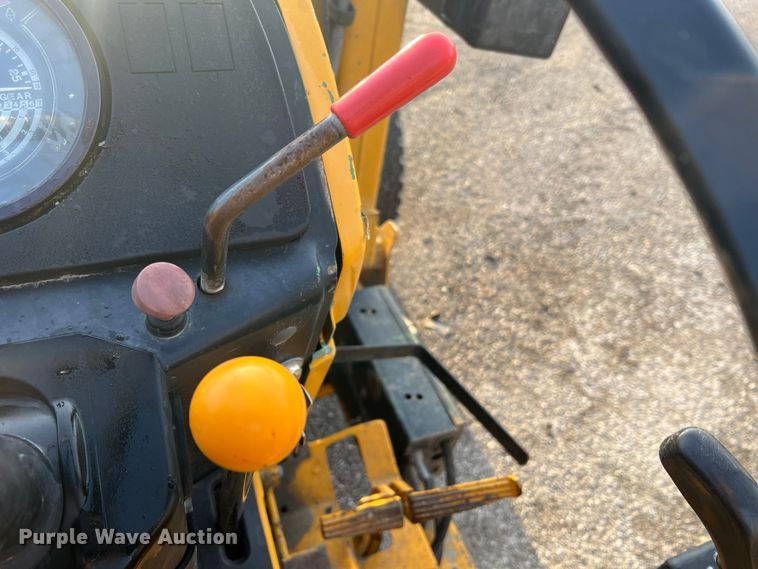 image for item JU9663 John Deere 2355  tractor