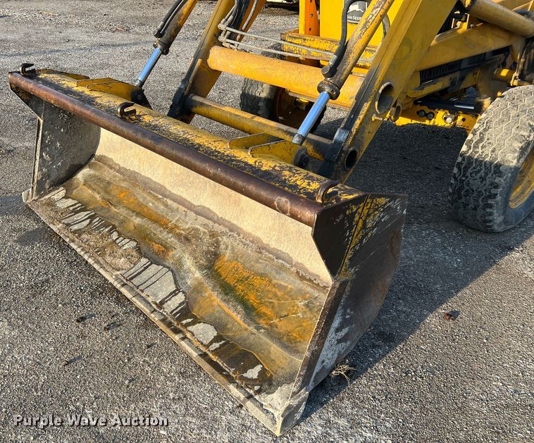 image for item JU9663 John Deere 2355  tractor