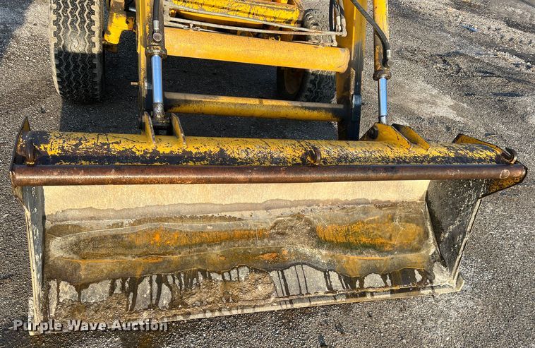 image for item JU9663 John Deere 2355  tractor