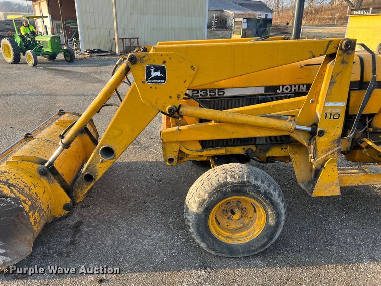 image for item JU9663 John Deere 2355  tractor