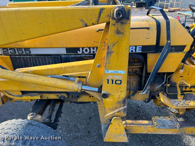image for item JU9663 John Deere 2355  tractor