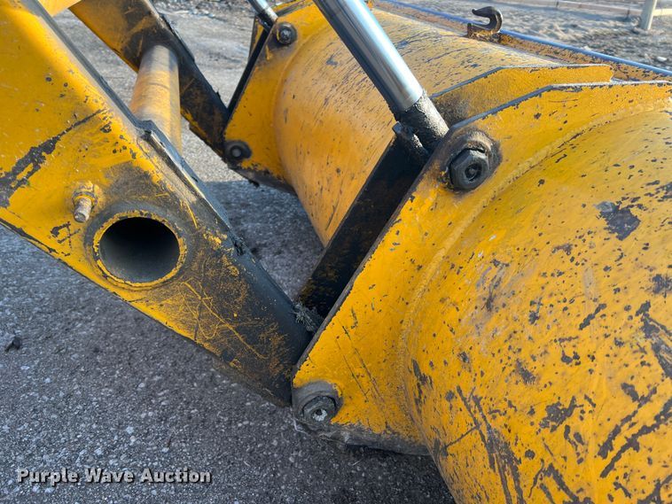 image for item JU9663 John Deere 2355  tractor