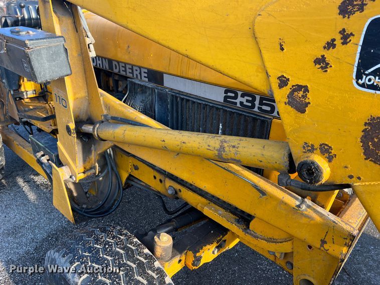 image for item JU9663 John Deere 2355  tractor