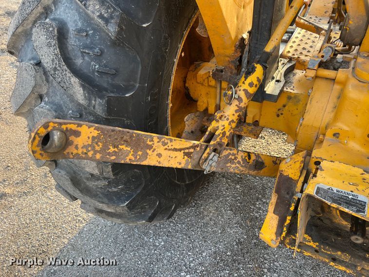 image for item JU9663 John Deere 2355  tractor