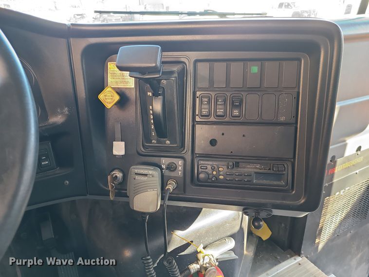 image for item JW9738 2007 IC PB105  school bus