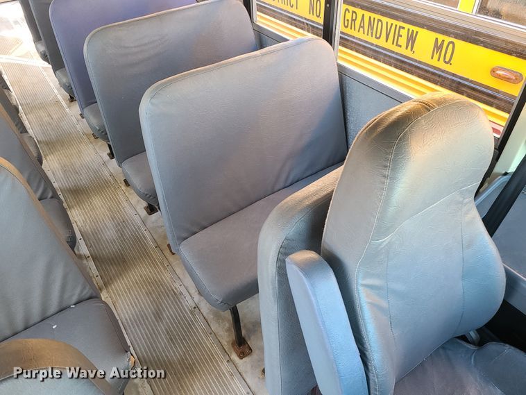 image for item JW9738 2007 IC PB105  school bus