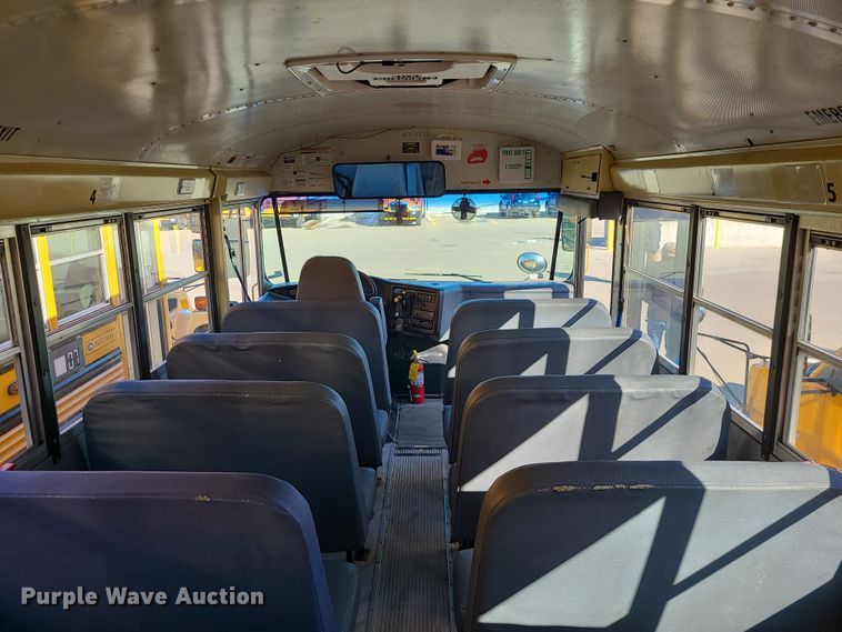 image for item JW9738 2007 IC PB105  school bus